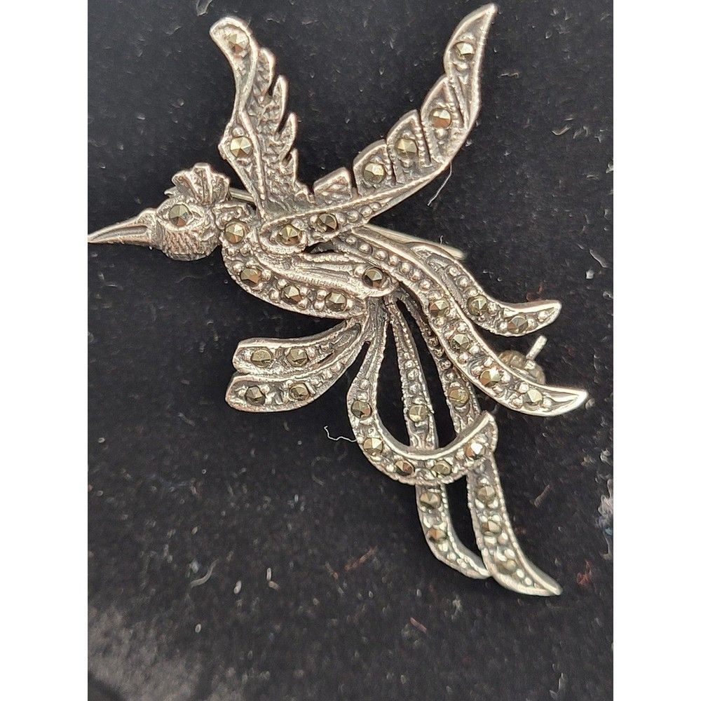 Vintage 925 silver & Maracasite bird Brooch